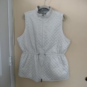Chicos Zenergy White Black Stripe Reversible Quilted Drawstring Vest 3 Travel